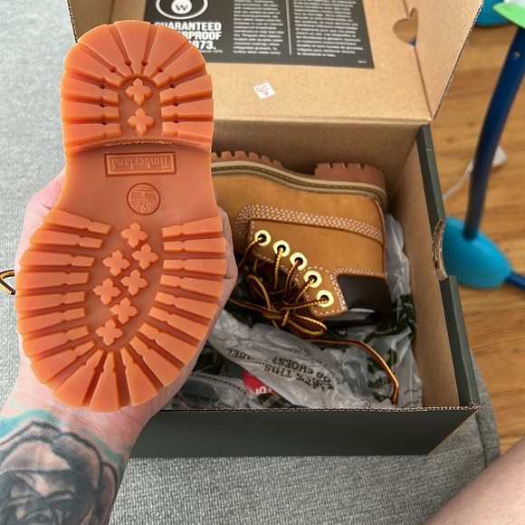 COPY - Custom toddler timberland - Picture 3 of 5
